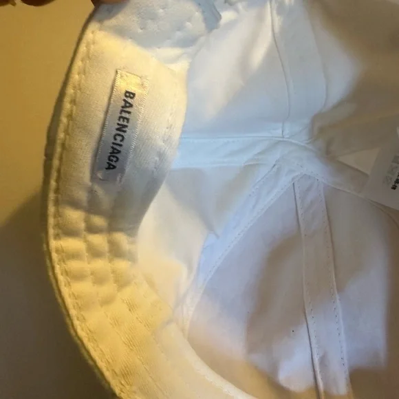 Balenciaga white baseball hat - Picture 5 of 5